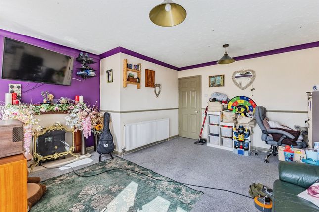 45, Higher Coombe Drive, Teignmouth photo 4