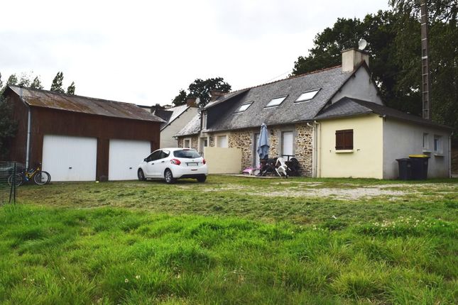 Thumbnail Detached house for sale in 22600 Saint-Caradec, Côtes-D'armor, Brittany, France