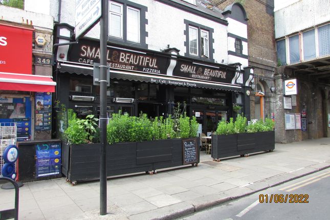 Thumbnail Restaurant/cafe to let in Kilburn High Road, Kilburn, London