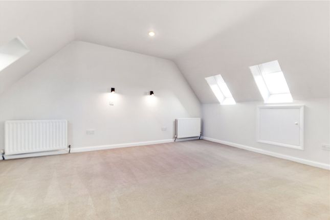 End terrace house for sale in Bishopsgate Walk, Chichester, West Sussex