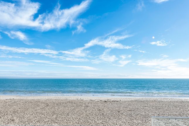 Access Sandy Beach