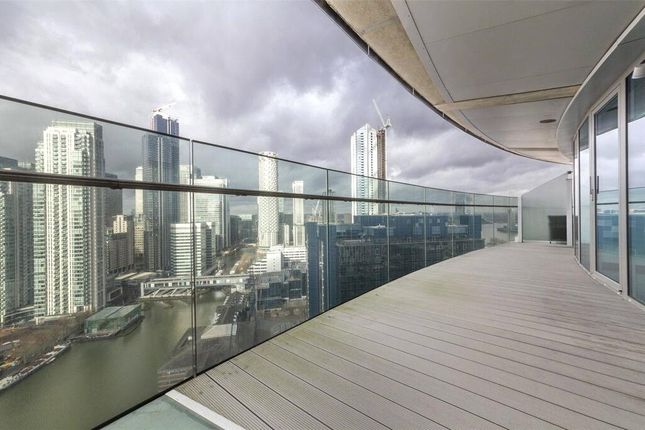 Flat for sale in Arena Tower, 25 Crossharbour Plaza, Crossharbour