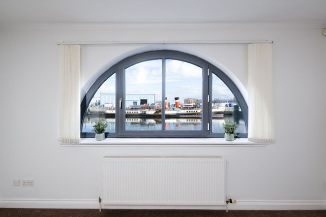 Flat G/2, 11 James Watt Way, Greenock photo 4