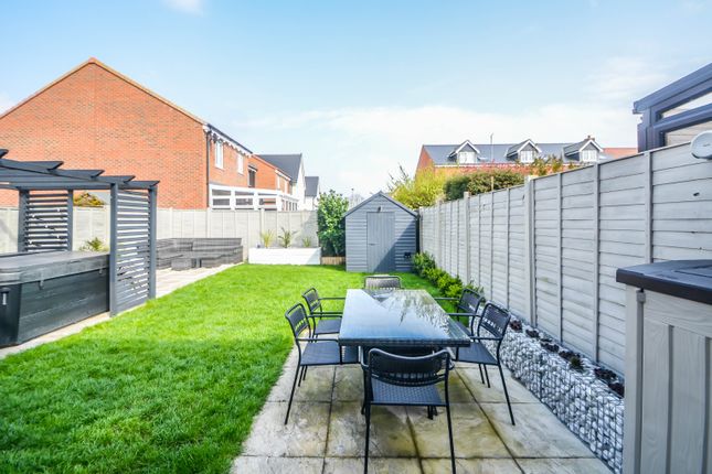 Semi-detached house for sale in Kiln Way, Great Wakering