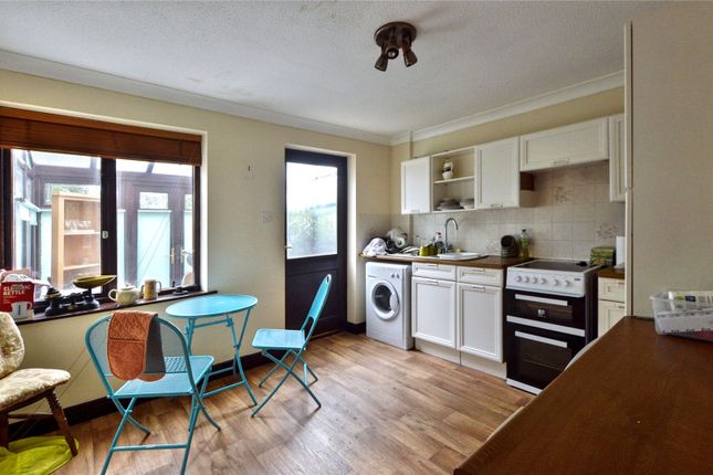 17, The Moorlands, West Yorkshire photo 4