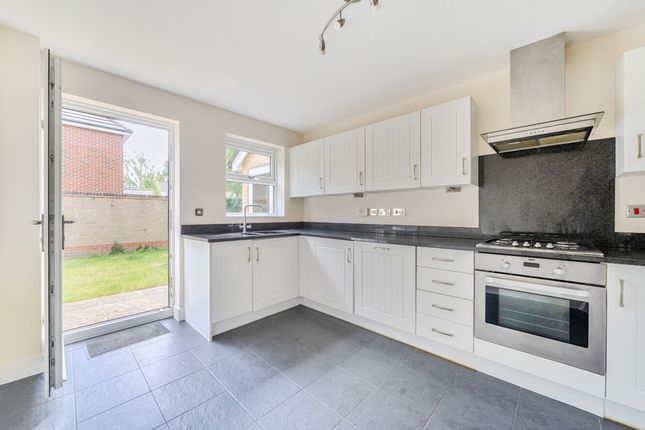 36 Cuckoo Fields, Chichester photo 3