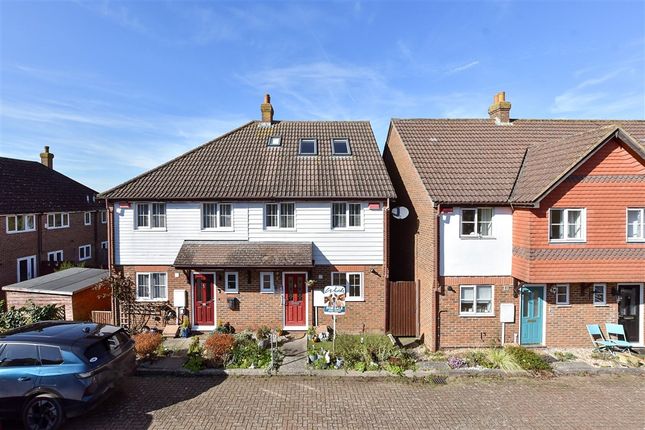 4-bed house on Bolts Hill Chartham, Canterbury, £345,000