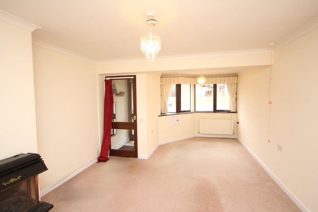 30, The Mews, Norton Road, Letchworth Garden City photo 2