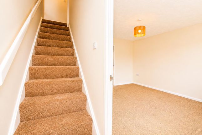 22, Moeran Close, Milton Keynes photo 5