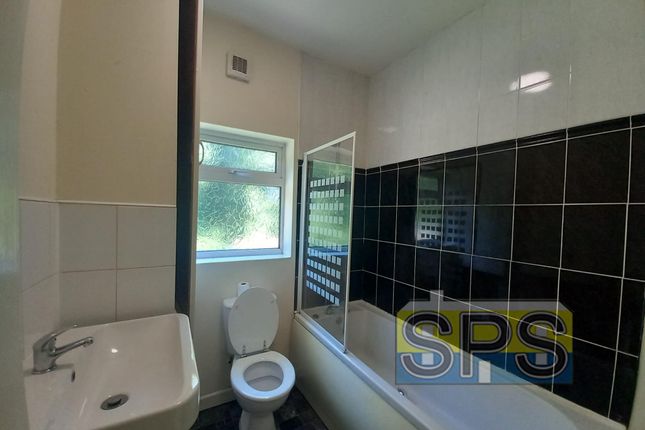 970, Leek Road, Stoke-on-Trent photo 4