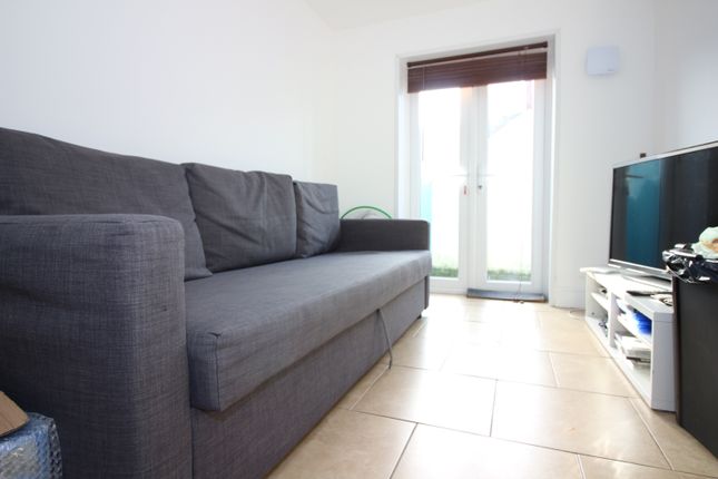 6-bed terraced on 21, Blackweir Terrace, Cardiff, £3,090/mo