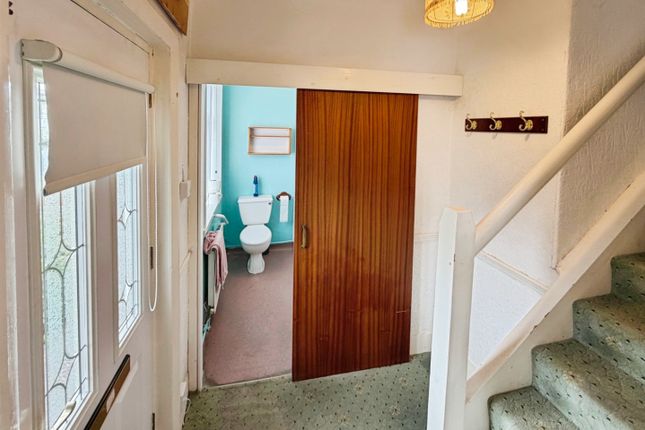 27, Flatt Lane, Ellesmere Port photo 3