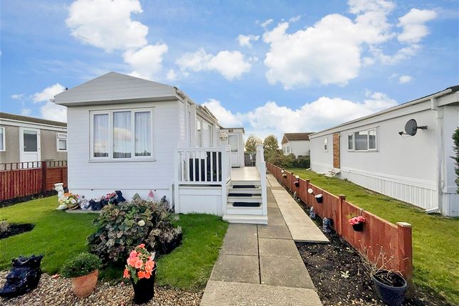 Lower Dunton Road Dunton, Brentwood photo 3