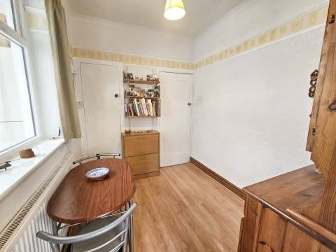 Breakfast Room