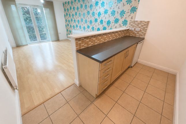 Flat 28, Magnon Court, Leighton Buzzard photo 4
