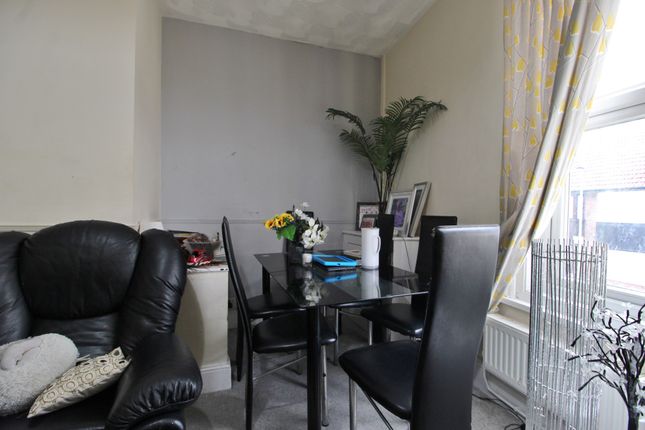 96b, Somers Road, Southsea photo 3