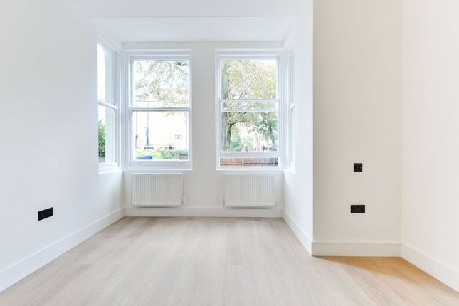 2 Montpelier Road, W5, Ealing photo 4