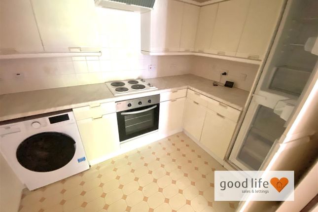 17, Beecholm Court, Sunderland photo 3