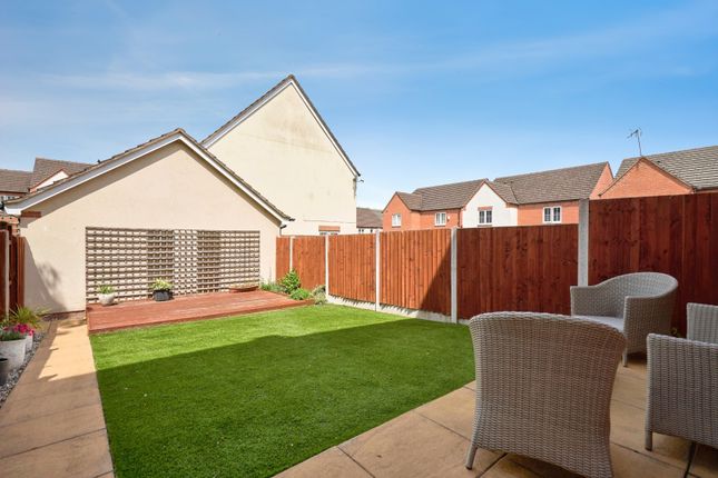 5, Ragstone Close, West Midlands photo 4
