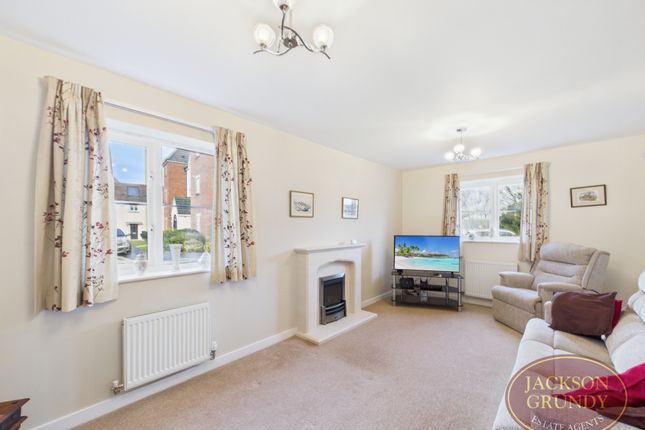 28, Middleton Road, Daventry photo 3