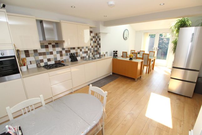 47, Winslow Drive, Wigston photo 4