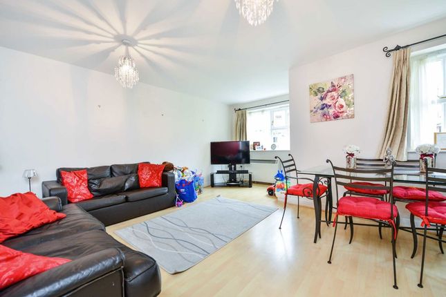 133, Macmillan Way, London photo 2