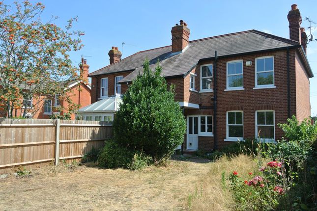 15, Runnemede Road, Egham photo 4