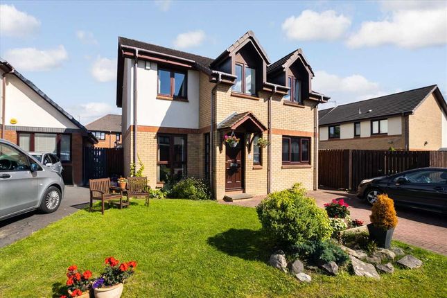 4 bed detached house for sale in Seamill Gardens, Kittochfield, East Kilbride G74