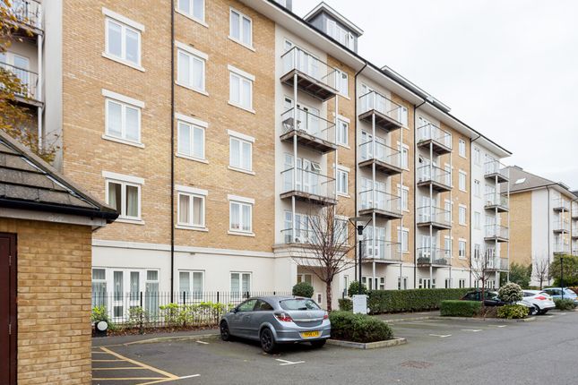 1-bed flat on Flat 25 Hurley House, 31, Park Lodge Avenue, West Drayton, £235,000