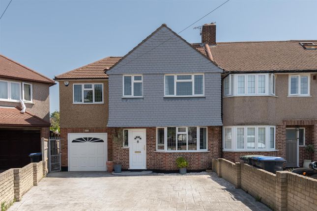 125, Kenilworth Crescent, Enfield photo 2