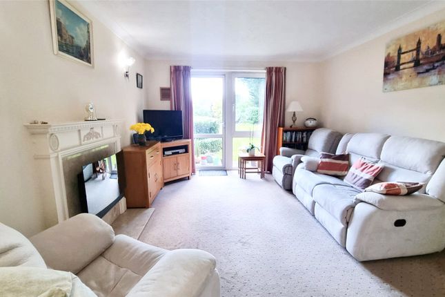 2 Roslan Court,, Rosemary Lane, Surrey photo 2