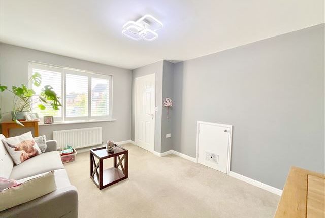 25, Gilmour Avenue, Sheffield photo 4