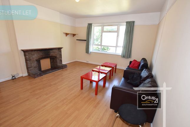 Flat 3,  66, Portswood Road, SOUTHAMPTON photo 4