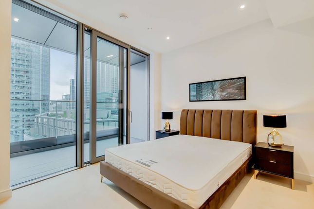 Thumbnail Flat to rent in Park Drive, Canary Wharf, London