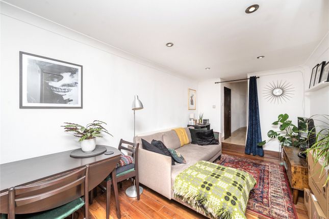 Thumbnail Flat to rent in Whewell Road, Islington, London