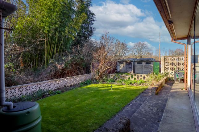5. Springfield, Green End, Southam photo 3