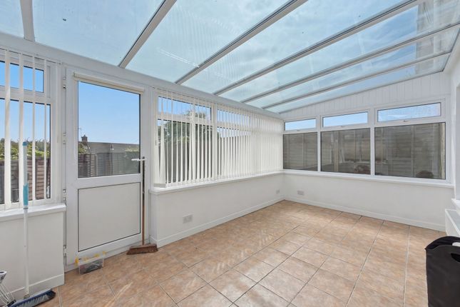 27 Leach Road, Newport photo 3