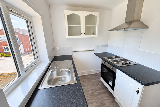 Flat 3, 4 Station Road, Doncaster photo 2