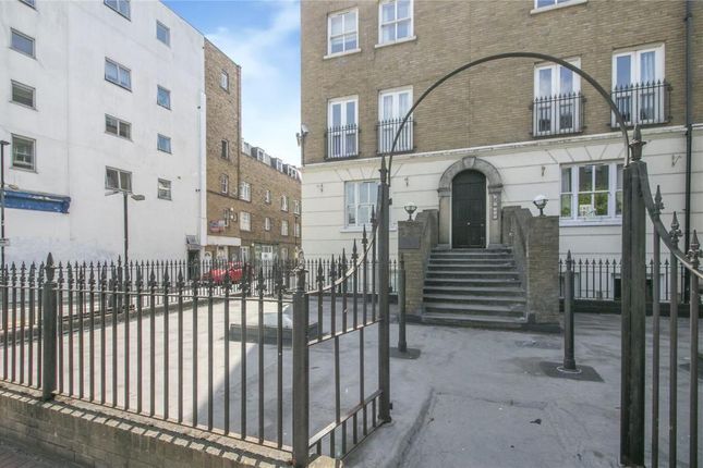 Thumbnail Flat to rent in Temple Street, London