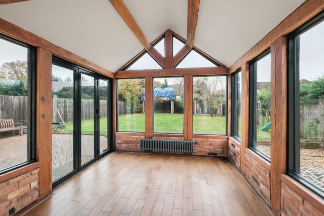3 Bungalow Sinton Green, Worcester photo 4
