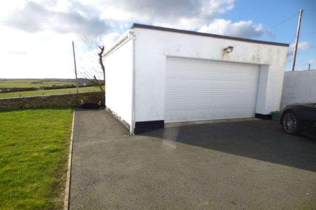 Garage/Workshop