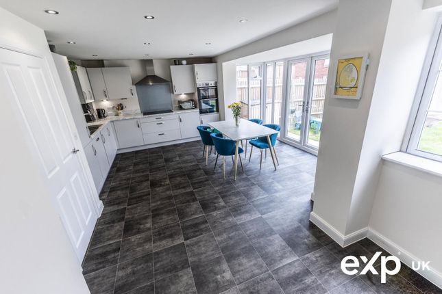 43, Lidgett Lane, Edwinstowe photo 2
