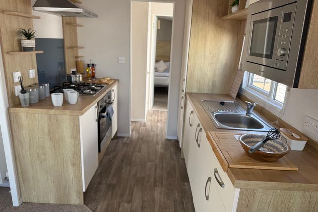 3, Suffolk Sands Holiday Park, Felixstowe photo 4