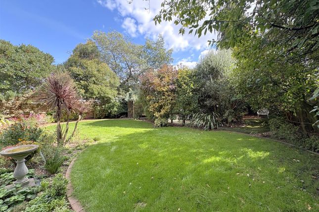 268, Brook Lane, Sarisbury Green photo 4
