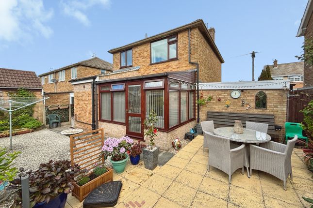 95, Grange Avenue, Doncaster photo 4