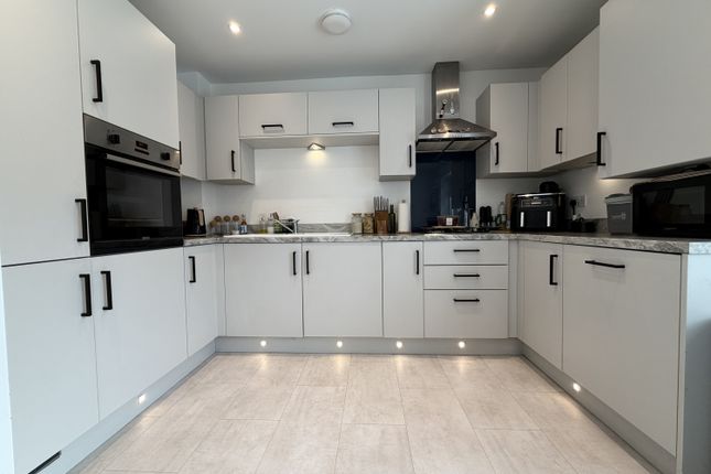 5, Wheatley Close, Durham photo 3