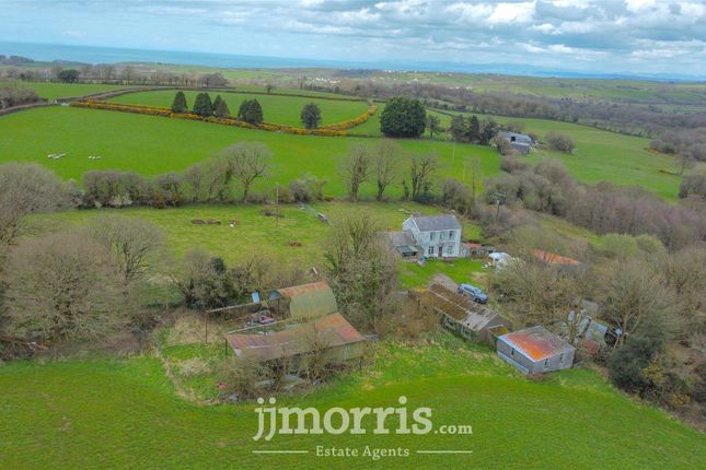 Farm for sale in Llanarth