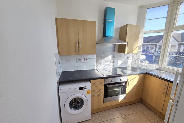 Flat 1,, 496-500 Bromley Road, Bromley photo 3