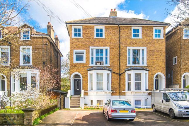 Flat for sale in Queens Road, Twickenham, UK