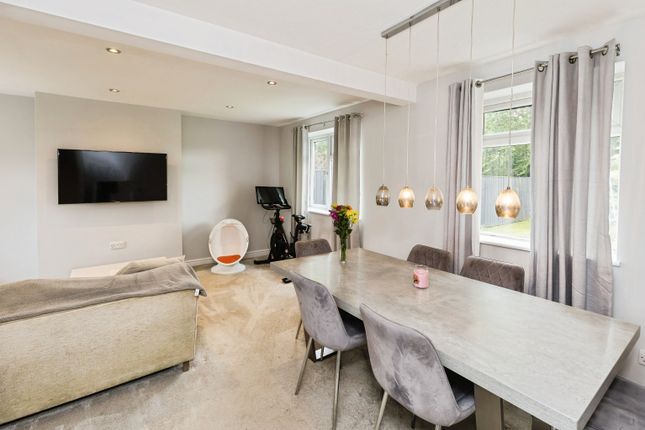 13, Riversmead, Chester photo 4